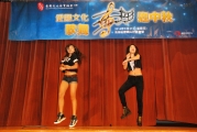 <h5>K- Pop 舞蹈表演者 - Karen Tang 和Kelly Tang </h5><p>Dance performers, Karen Tang and Kelly Tang</p>