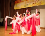 <h5>中國舞群舞表演</h5><p>Chinese group dance performance</p>